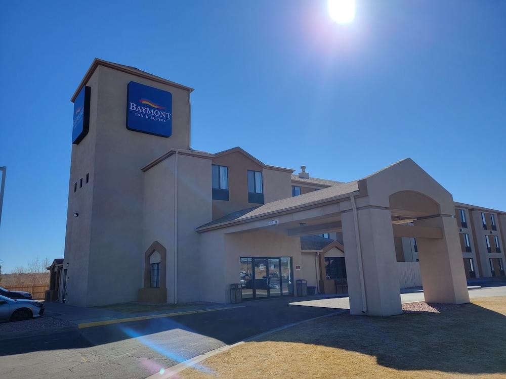 Baymont By Wyndham Pueblo Hotel Kültér fotó