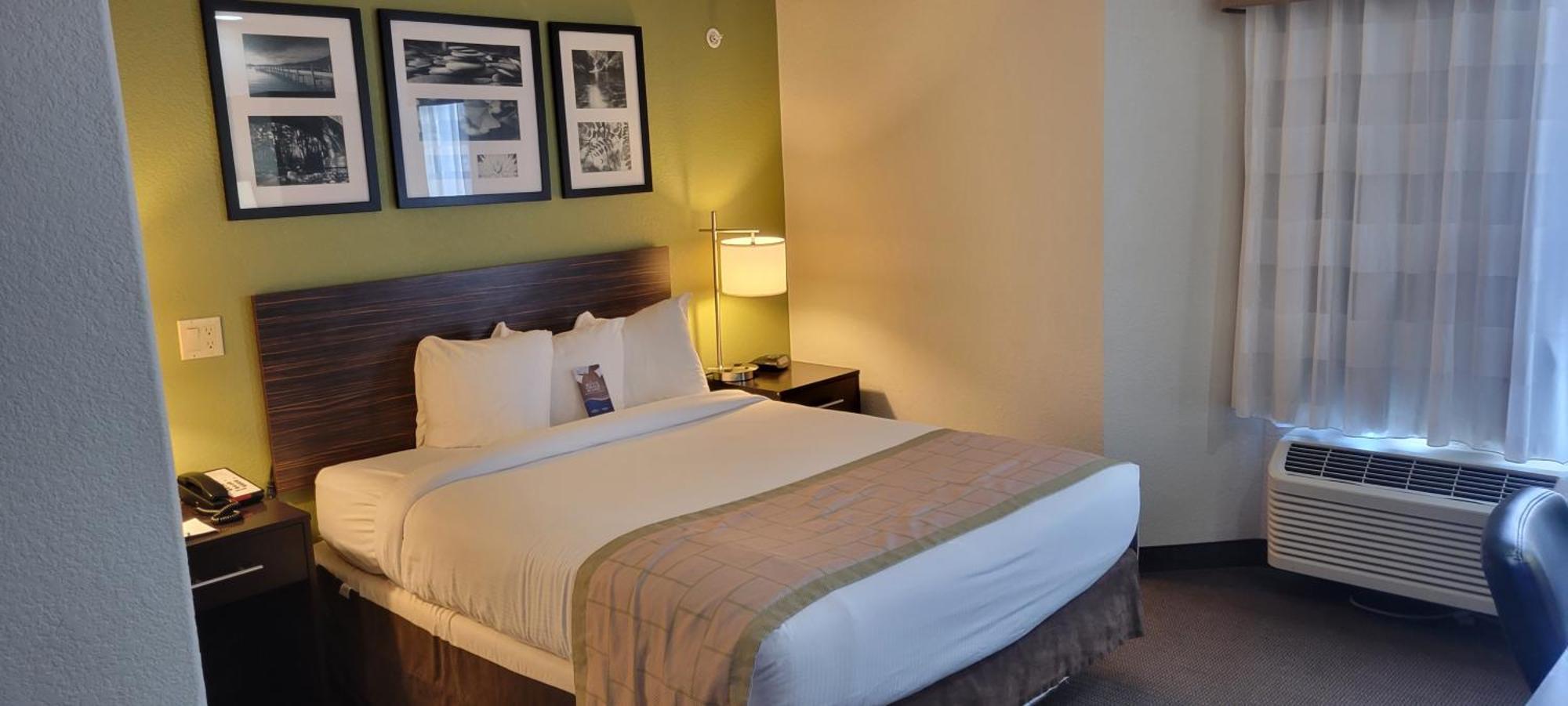 Baymont By Wyndham Pueblo Hotel Kültér fotó